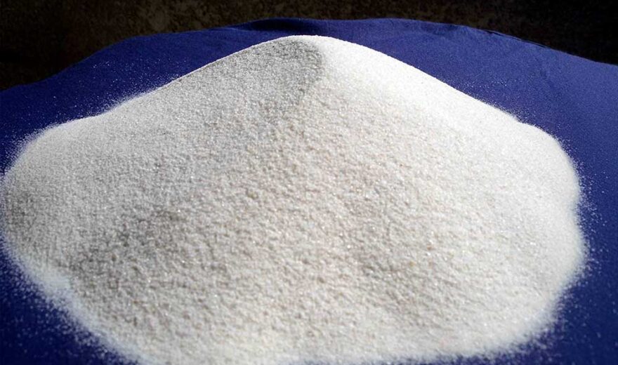 Silica sand