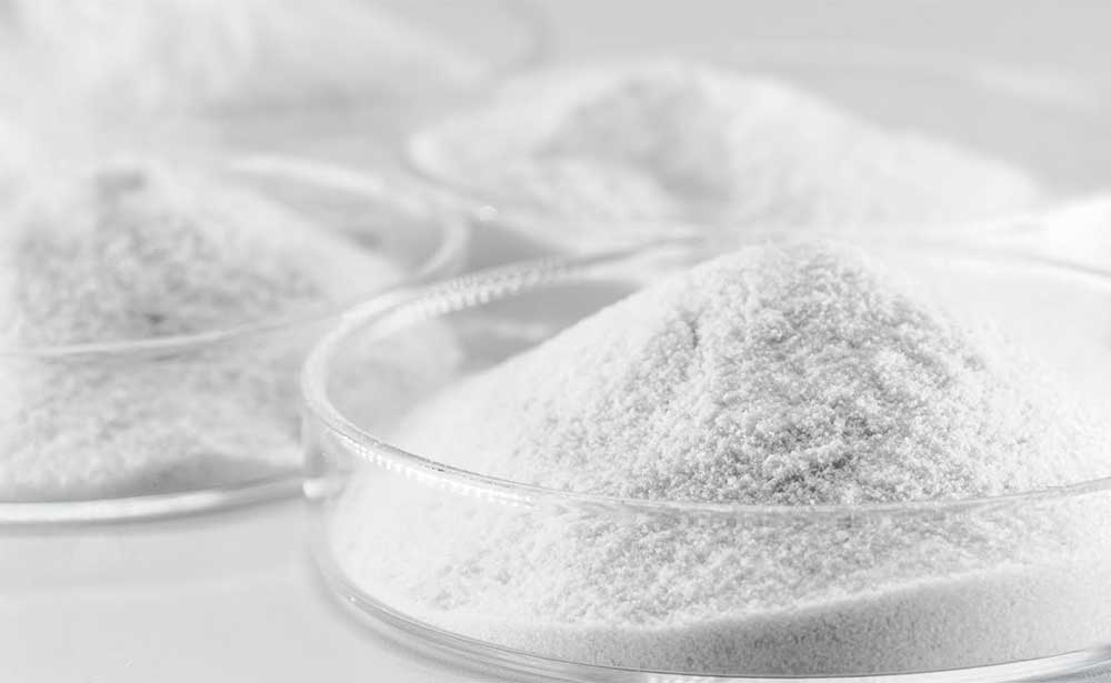 Resinas S-PVC K70 e K67 para filmes flexíveis, couro sintético, tubos e perfis. Alta transparência, resistência mecânica e fácil processamento.